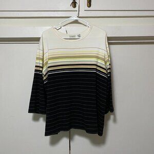 Classic Elements woman, 3/4 length sleeve, white & black tunic, size 24-26W